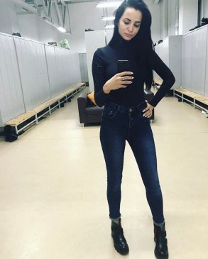 Яна, 23