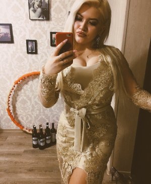 Анжелика, 26