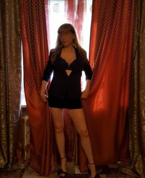 Лена, 38