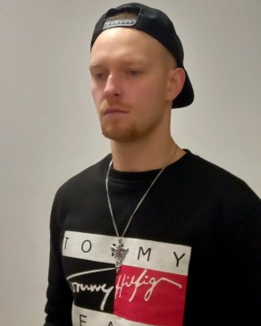 Максим, 30